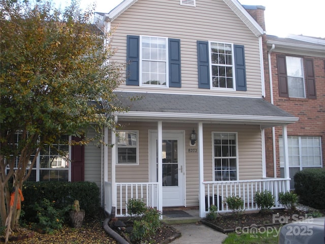 view of front of house