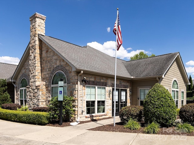 view of front of house