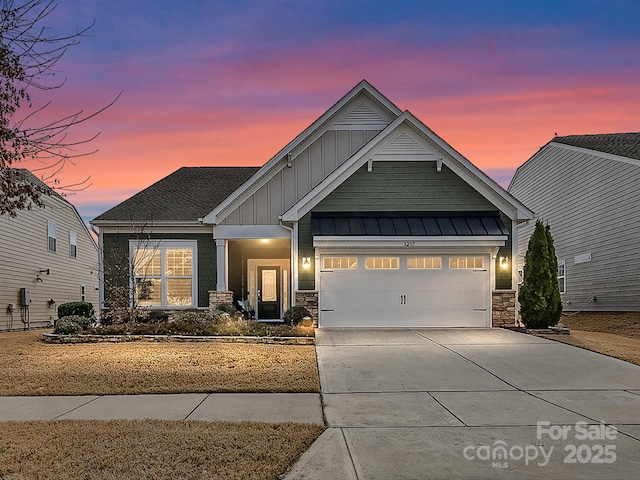 view of front of home featuring a garage