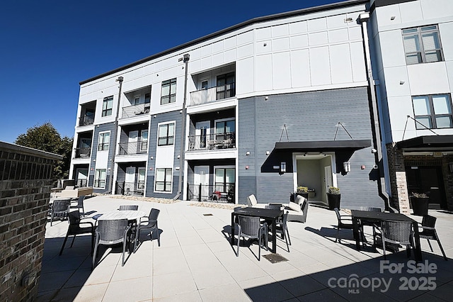 3630 N Davidson St, Charlotte, NC 28205 - view of patio