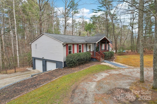 view of front facade with a garage