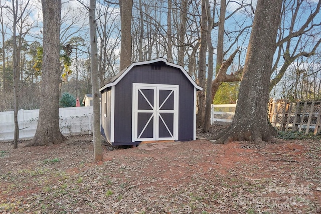 view of outbuilding