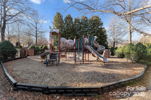 8928 Heydon Hall Cir, Charlotte, NC 28210 - photo 44