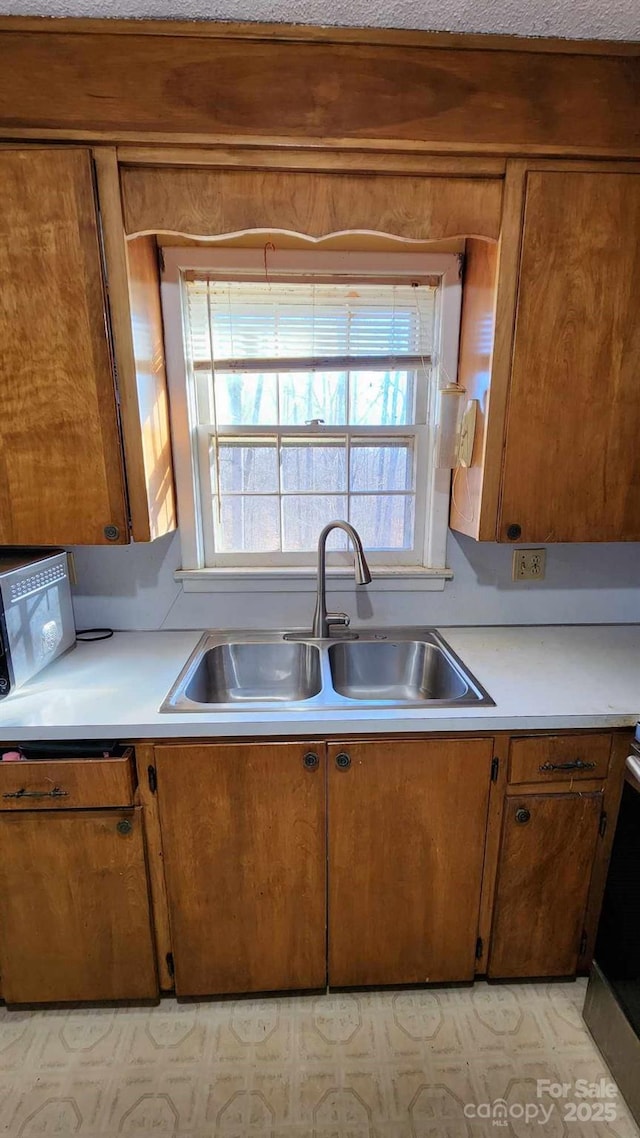 kitchen featuring sink