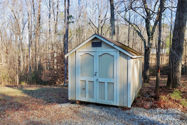 view of outbuilding