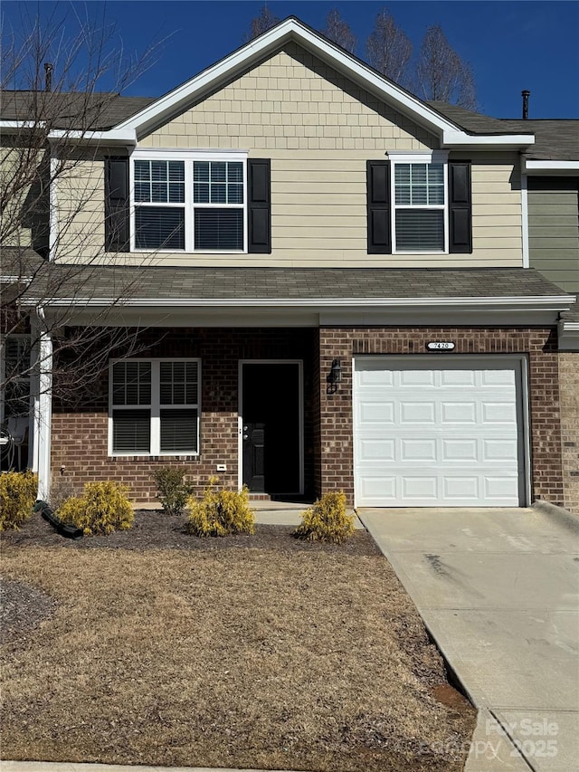 view of front of house featuring a garage