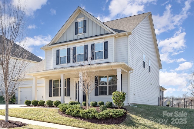 view of front of house featuring a front lawn and a porch