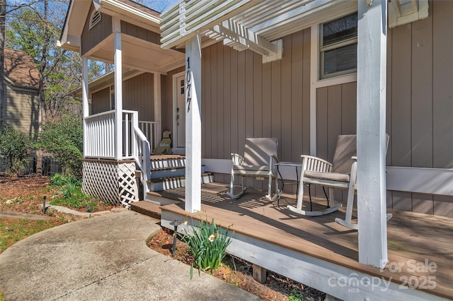 1077 Gauguin Ln, Tega Cay, SC 29708 - view of deck