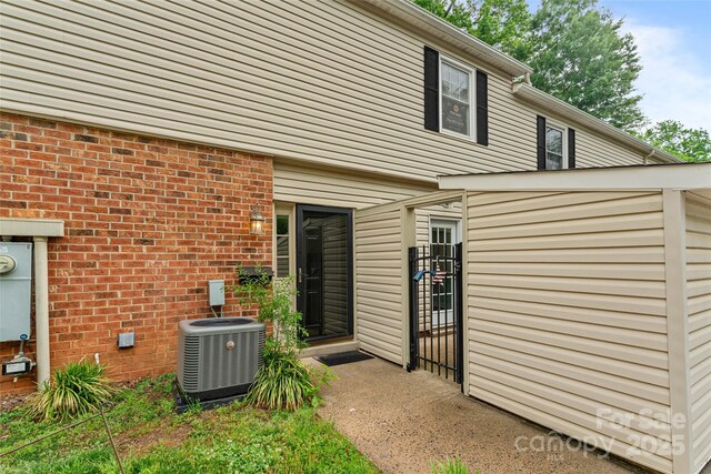 5929 Quail Hollow Rd Unit B, Charlotte, NC 28210 - photo 1