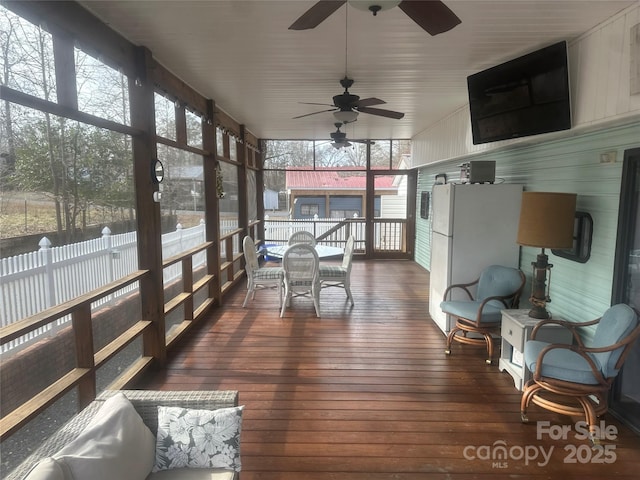 view of sunroom / solarium