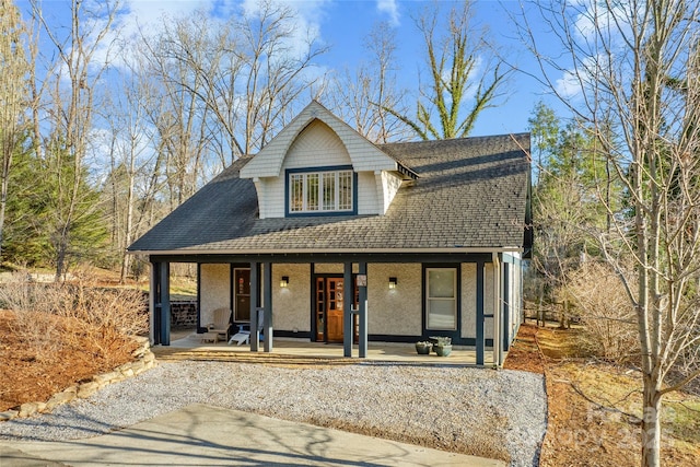 view of front of property featuring a porch