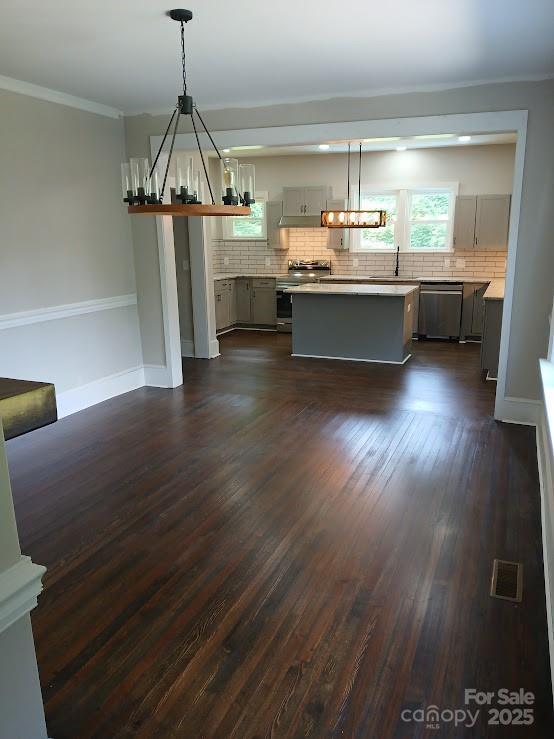 105 N Inman Ave, Bessemer City, NC 28016 - photo 9