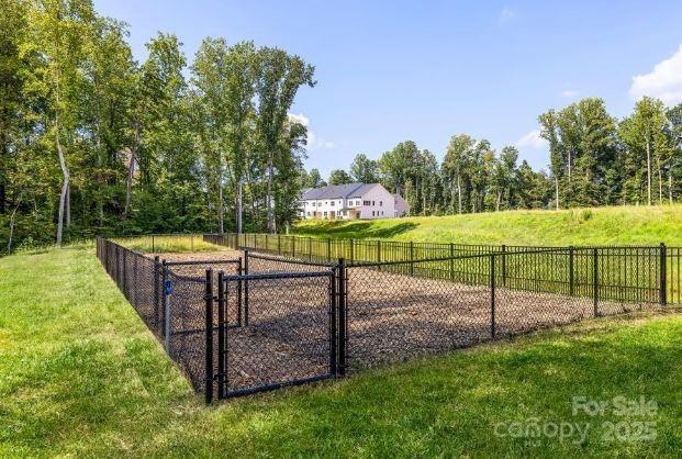 7120 Wayfarer Dr Unit 0079, Charlotte, NC 28269 - photo 20