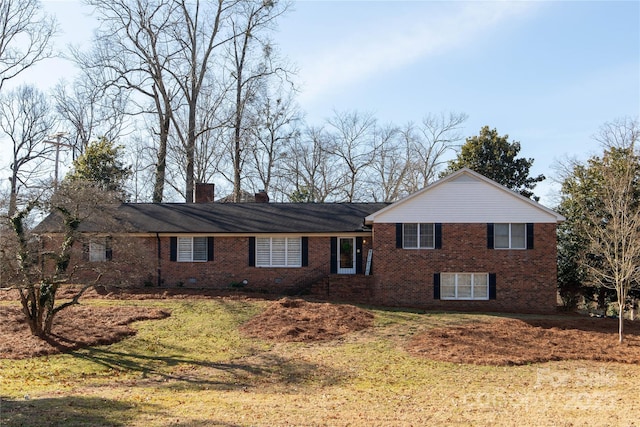 exterior space with a lawn