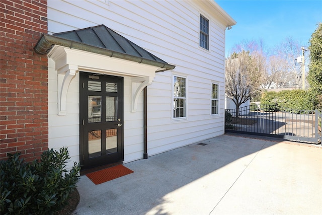 view of property entrance