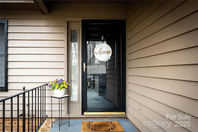 view of property entrance