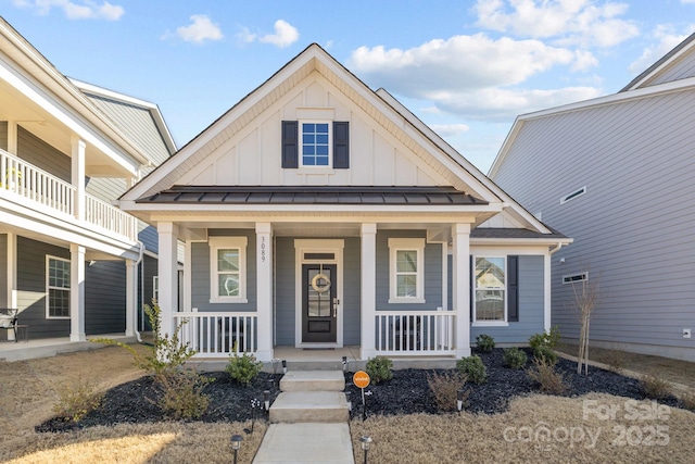 view of front of house featuring covered porch