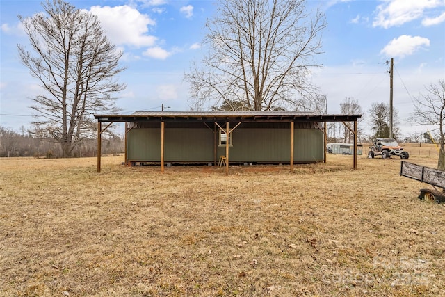 view of outdoor structure