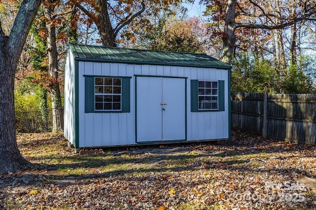 view of outbuilding