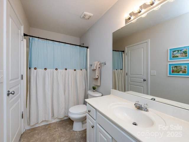 full bath with vanity, a shower with curtain, visible vents, tile patterned floors, and toilet