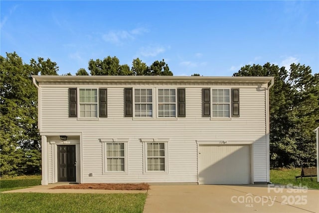 view of front facade featuring a garage