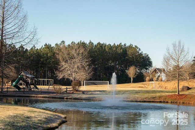 Listing photo 3 for 3012 Ashwood Park Dr Unit 322, Belmont NC 28012