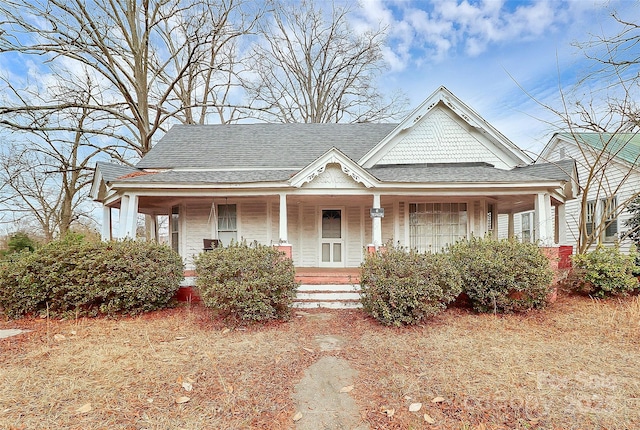 view of front of home with covered porch