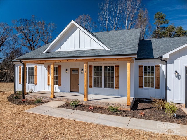 view of front of home featuring covered porch