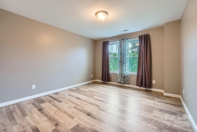 2864 Park Ridge Blvd, Rock Hill, SC 29732 - unfurnished room with light wood-style flooring and baseboards