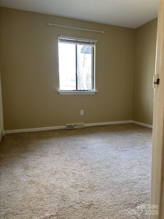 empty room with carpet