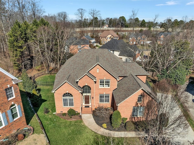 view of front property featuring a front lawn