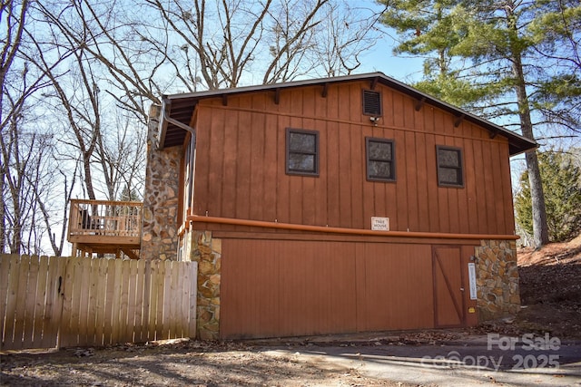 77 Nash Trl, Bryson City, NC 28713 - view of side of home