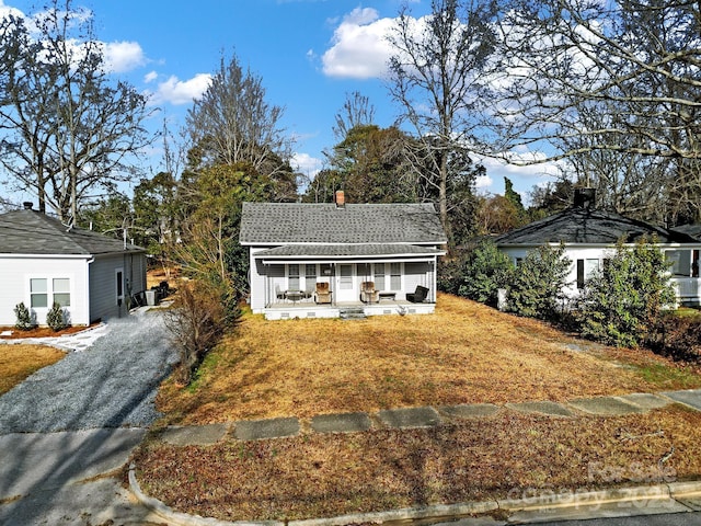 view of front of property with a porch