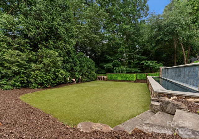 2809 Glendale Rd, Charlotte, NC 28209 - view of grassy yard