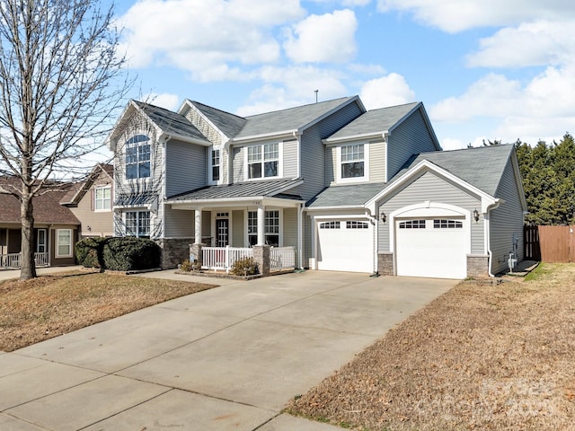 view of front of home featuring a porch and a front yard