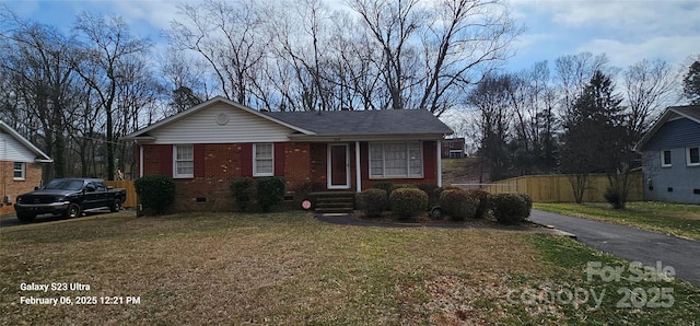 view of front of home with a front yard