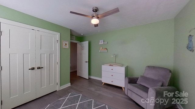 unfurnished room with wood-type flooring and ceiling fan