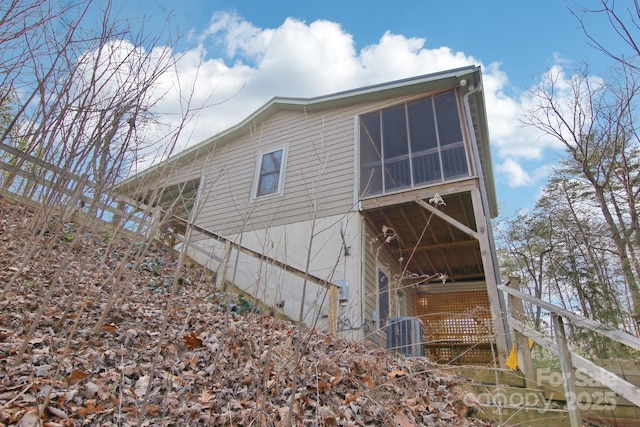 view of home's exterior