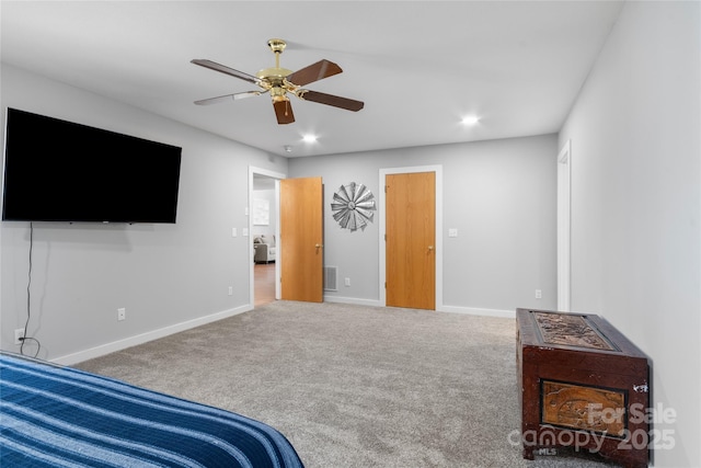 bedroom featuring carpet floors and ceiling fan