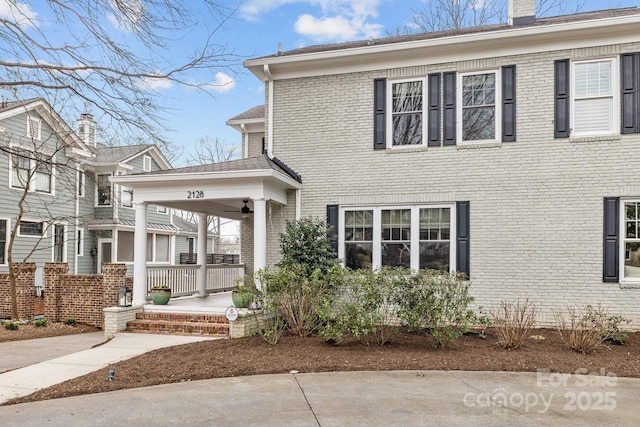 view of front of property with a porch