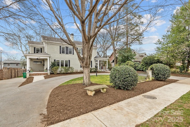 view of front of house