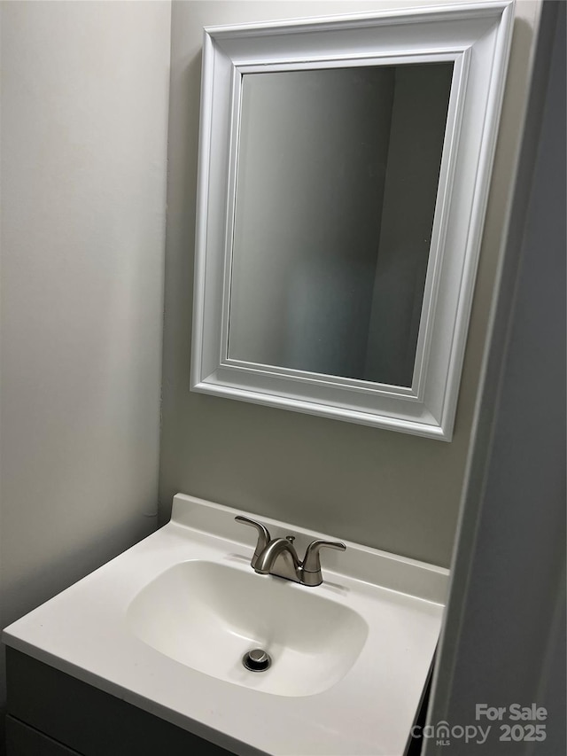 9103 Exbury Ct, Charlotte, NC 28269 - bathroom featuring vanity