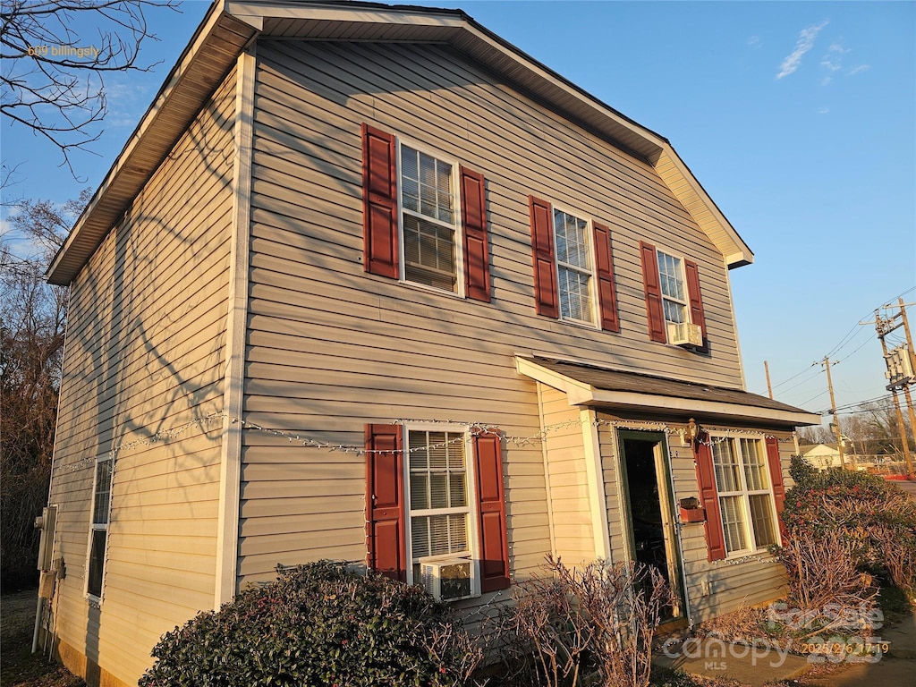 view of side of property