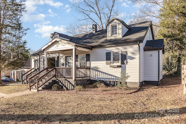 view of front facade featuring covered porch