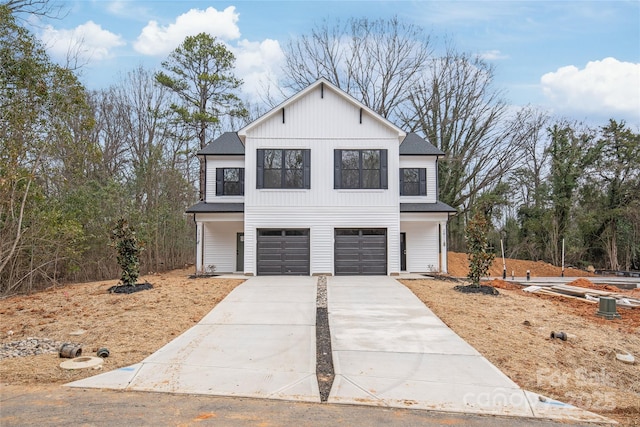2811 New Pineola Rd, Charlotte, NC 28208 - view of front of home featuring a garage