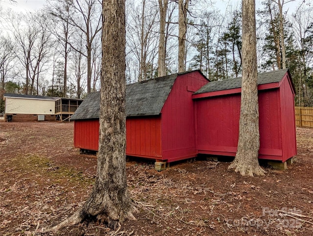 view of outbuilding