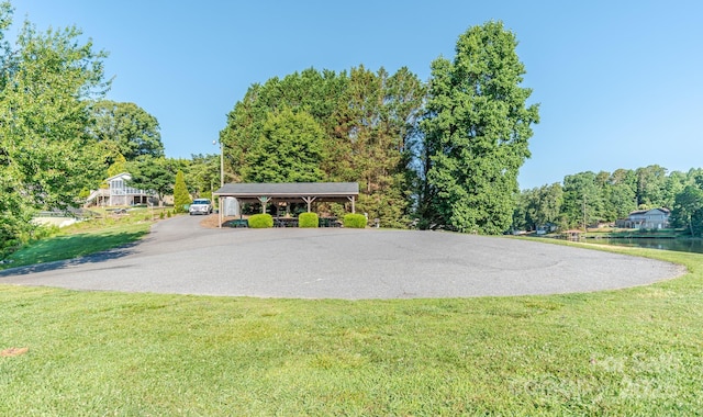 6108 Gold Creek Estate Dr, Hickory, NC 28601 - view of community featuring a yard