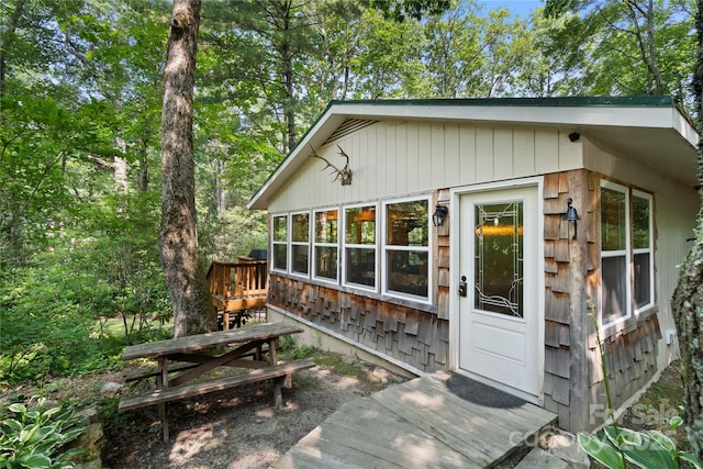 view of outbuilding