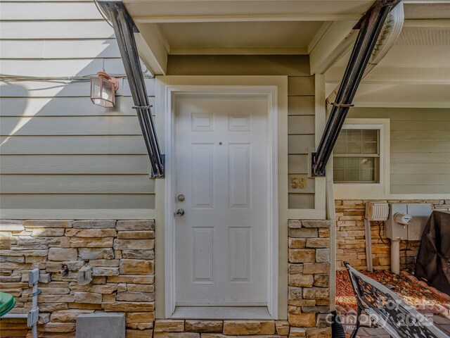 view of exterior entry