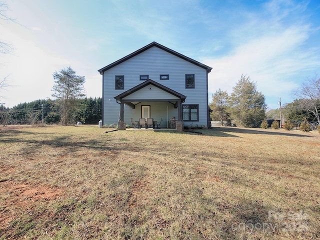 view of front property with a front lawn